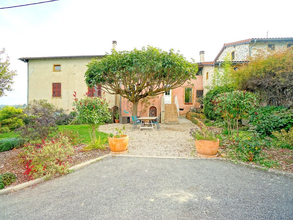 Villa i Sourcieux-les-Mines, Rhone - foto 1