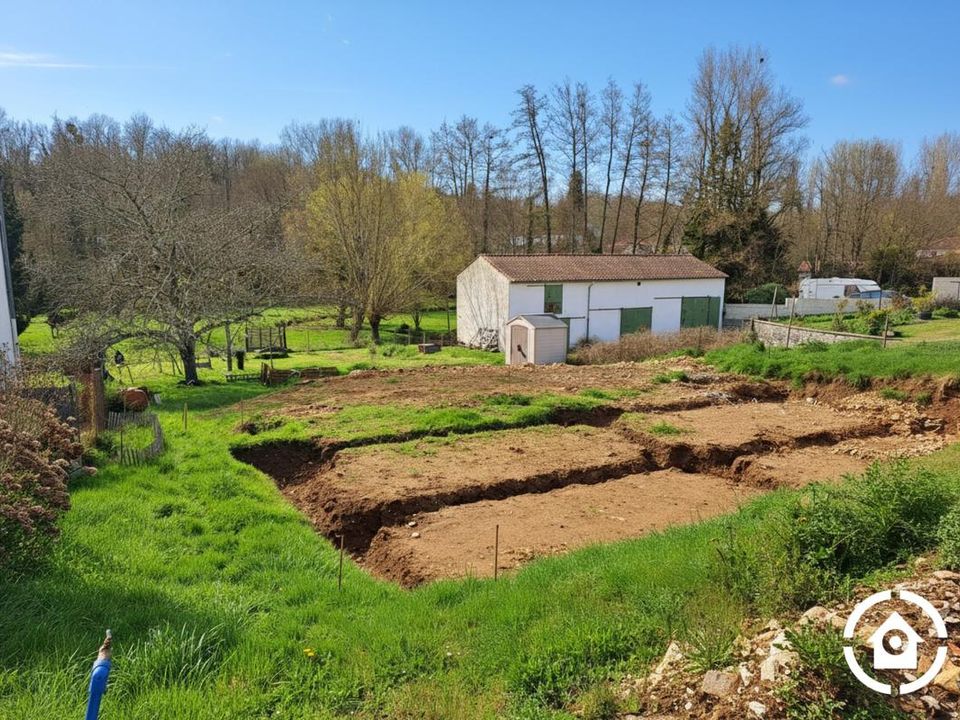 Helårsgrund i Saint-Sauvant, Charente-Maritime - foto 3