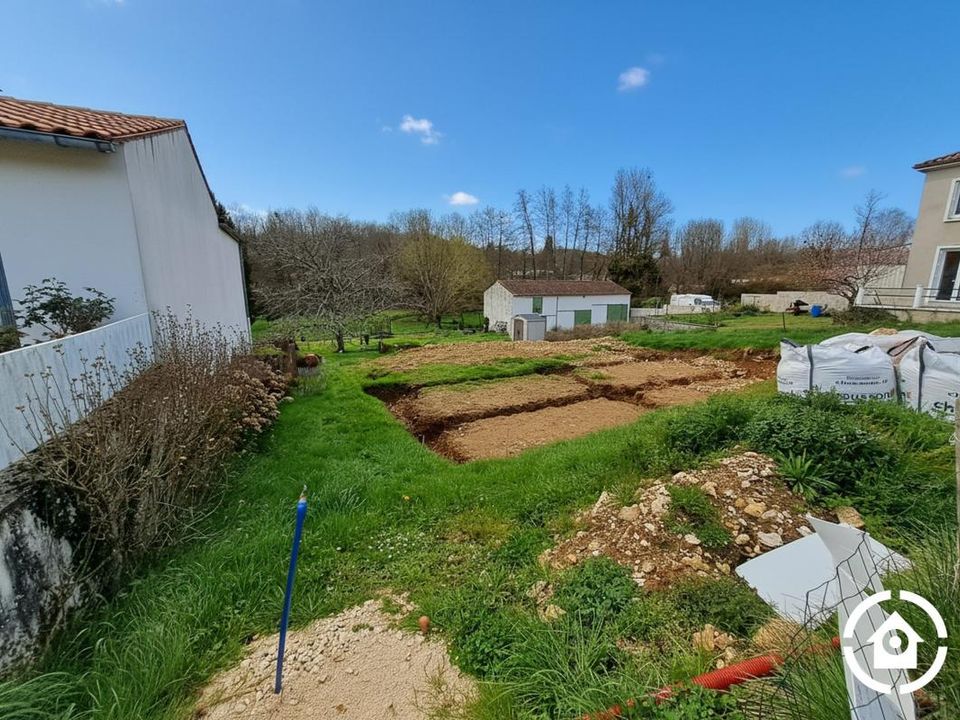 Helårsgrund i Saint-Sauvant, Charente-Maritime - foto 5