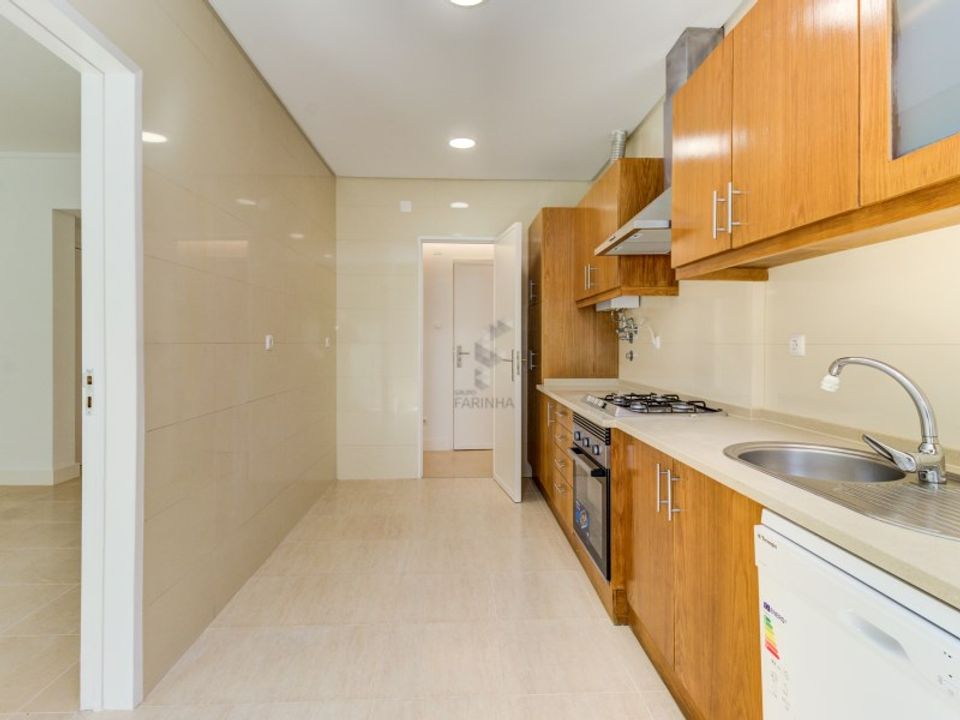 Apartament a Alges, Lisbon - foto 2