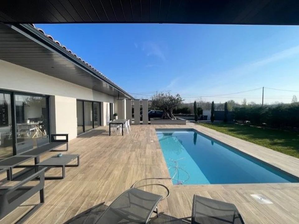 Villa in Venerque, Haute-Garonne - foto 1