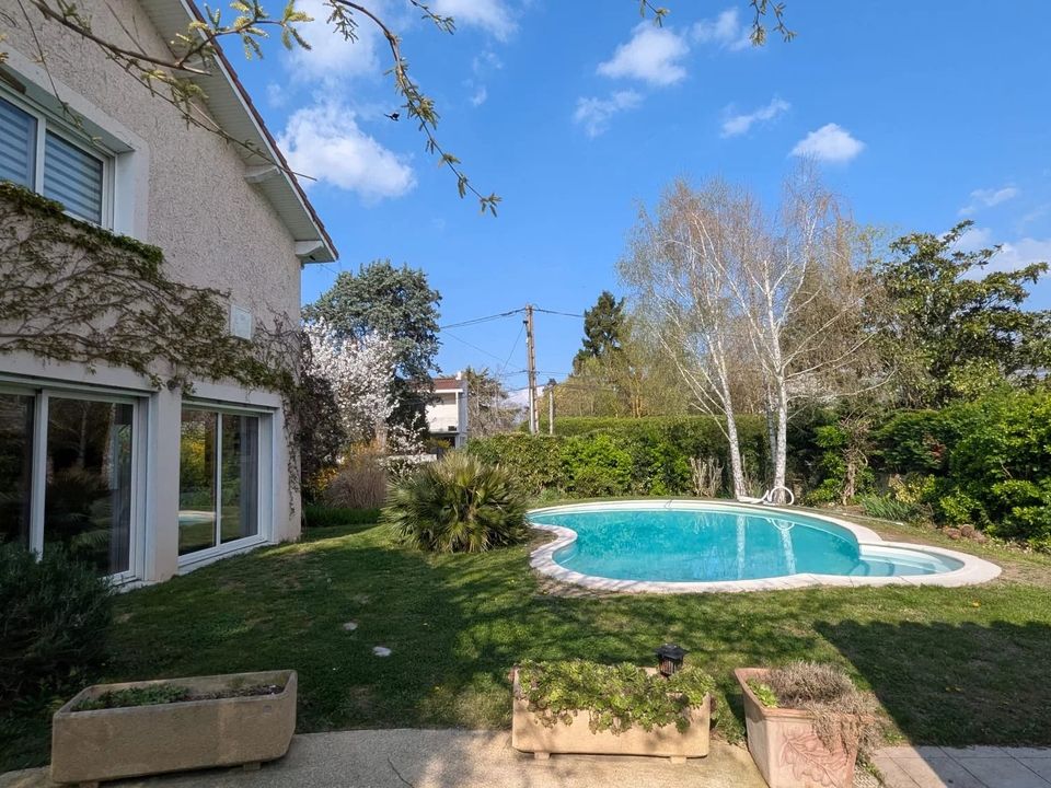 Villa i Villeneuve-Tolosane, Haute-Garonne - foto 1