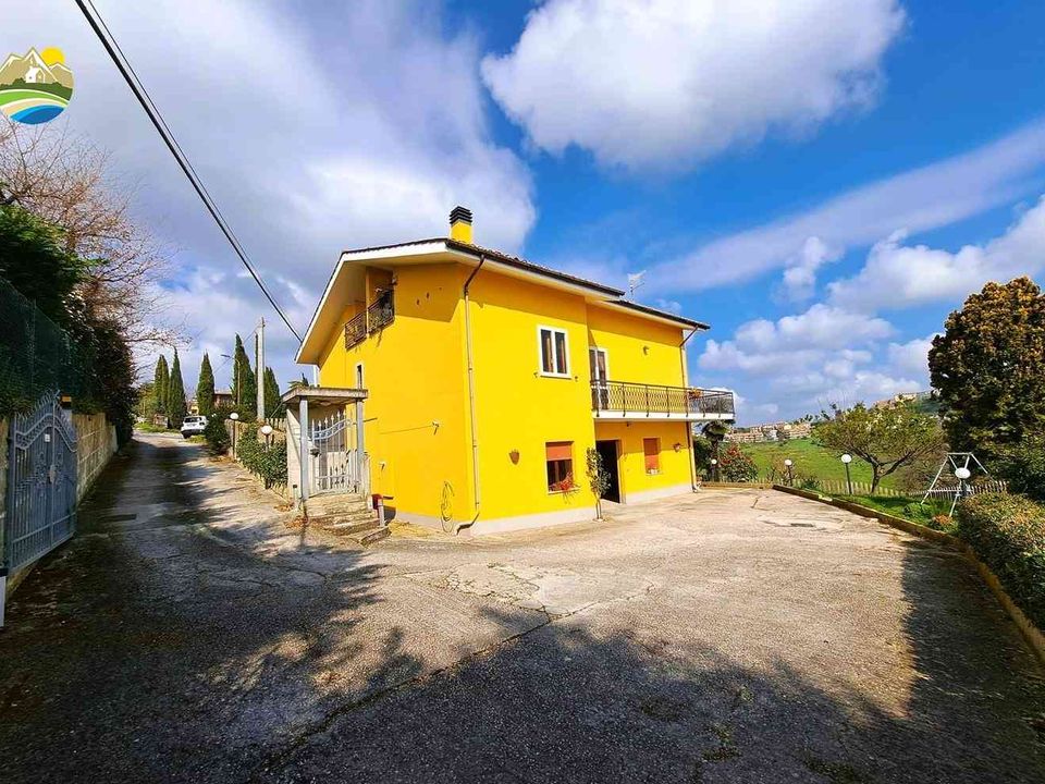Villa i Atri, Teramo - foto 1