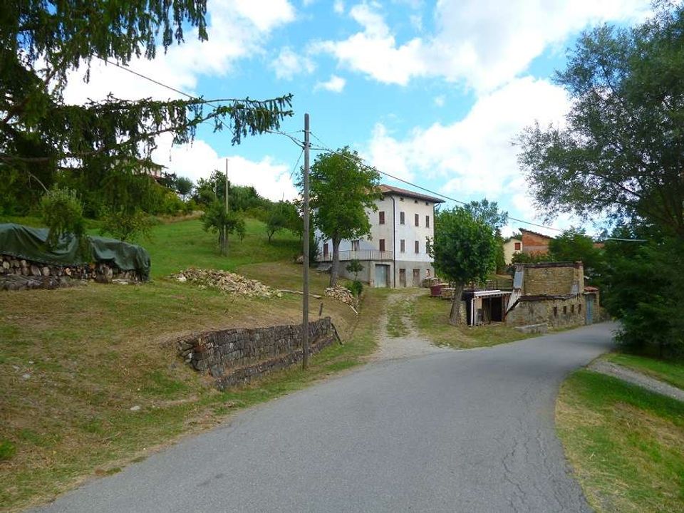 Villa i Toano, Reggio Emilia - bilde 1