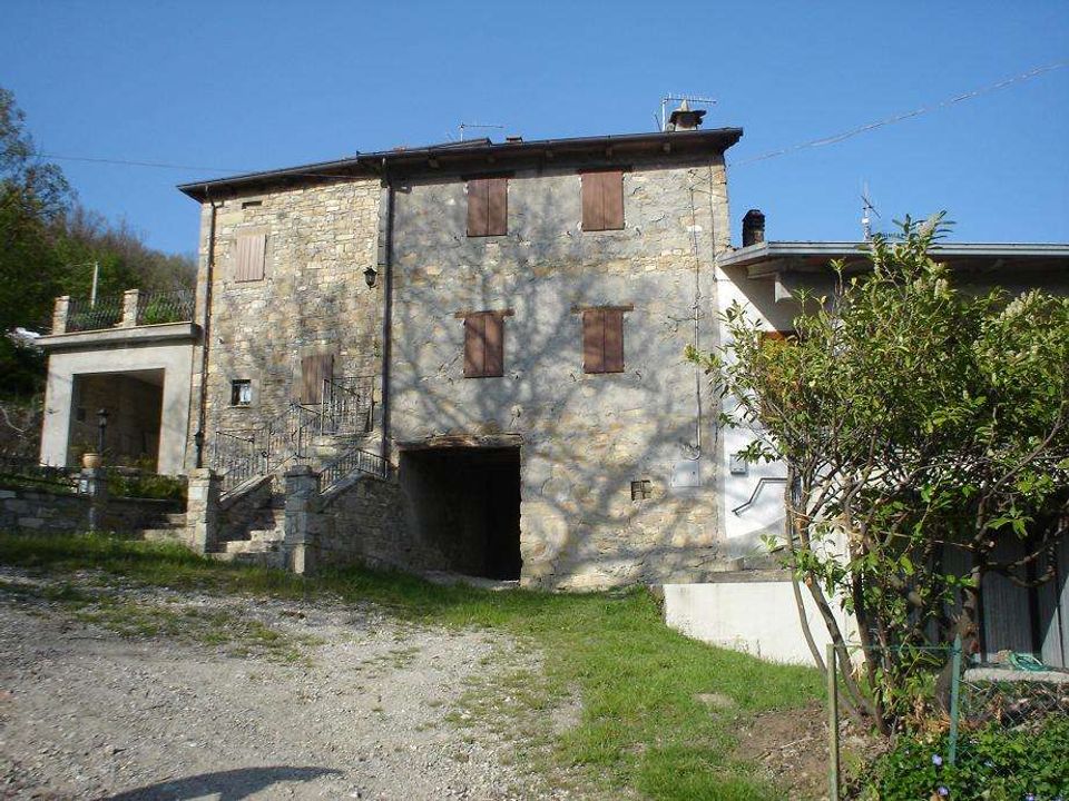Villa i Toano, Reggio Emilia - bilde 1