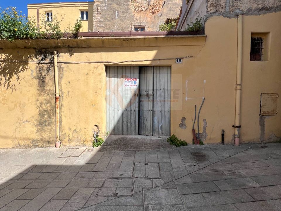 Erhvervsejendom i Sassari, Sassari - foto 1