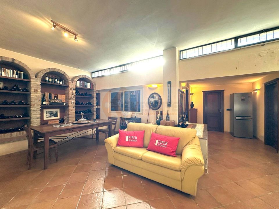 Erhvervsejendom i Sassari, Sassari - foto 2