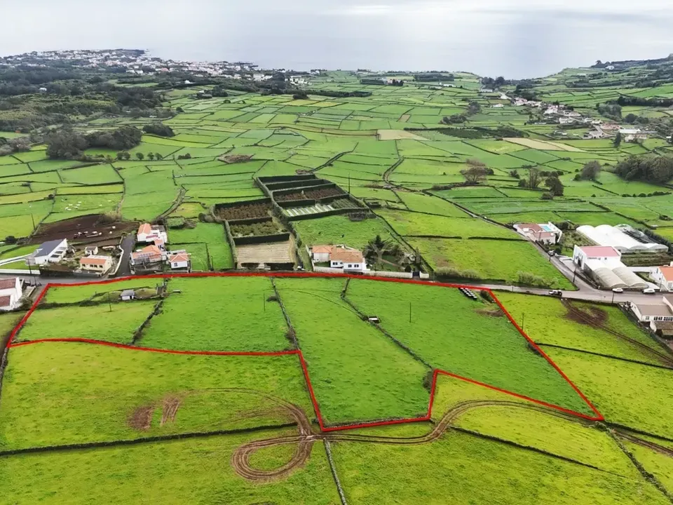 Helårsgrund i Fonte do Bastardo, Terceira - foto 3