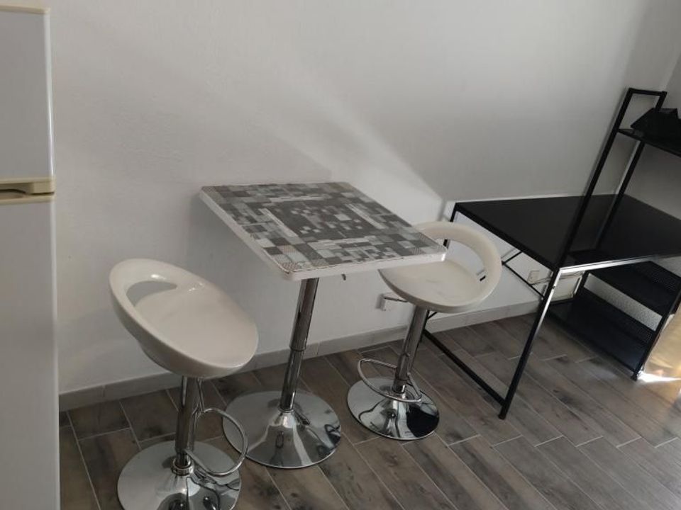 Studio in Nimes, Gard - photo 3