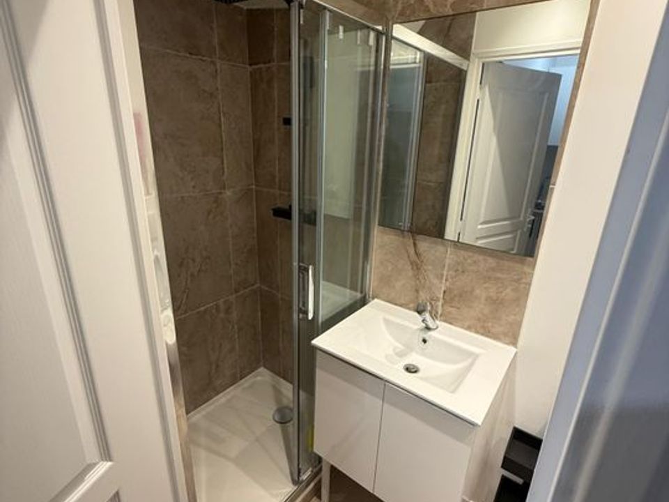 Apartment in Moussy-le-Vieux, Seine-et-Marne - photo 5