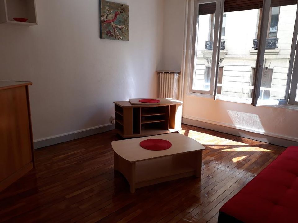 Leilighet i Saint-Etienne, Loire - bilde 1