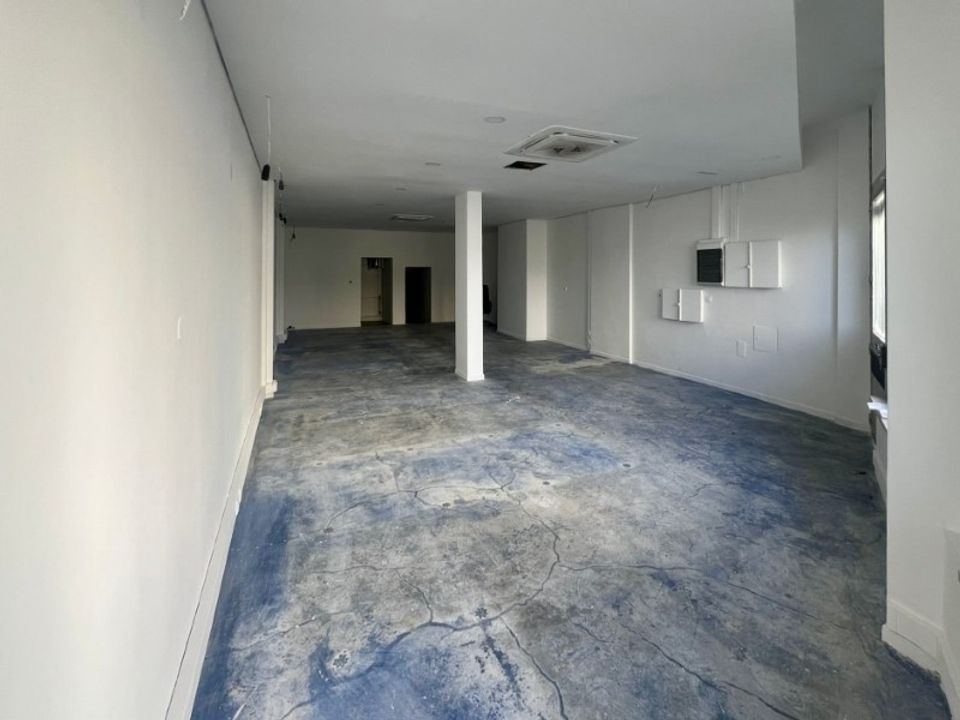 Erhvervsejendom i Loures, Lisbon - foto 3
