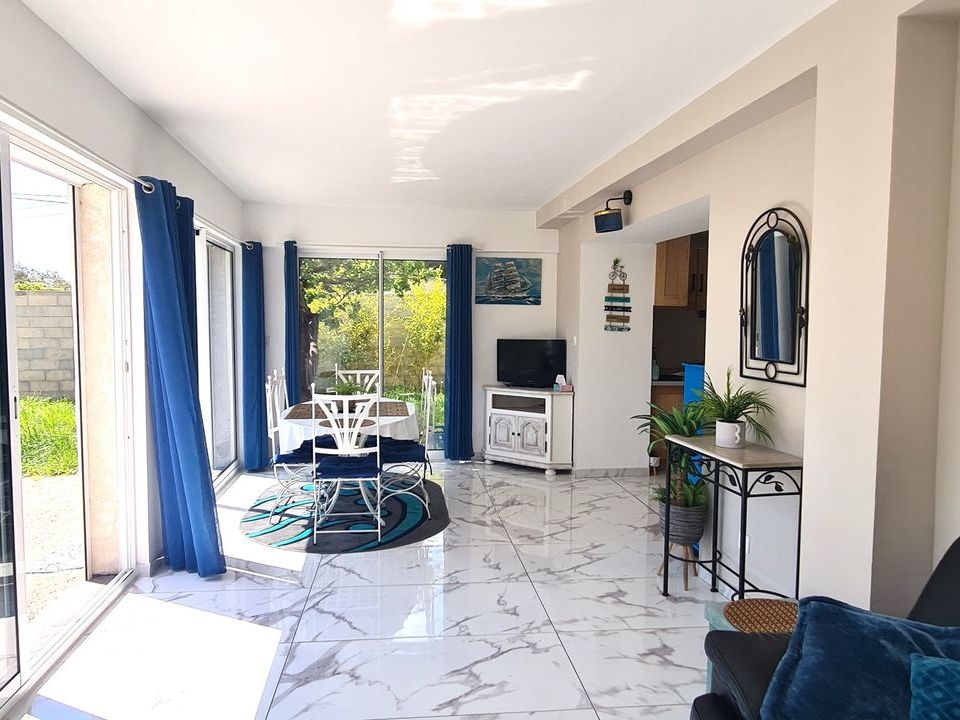 Villa i Aubagne en Provence, Bouches-du-Rhone - foto 4