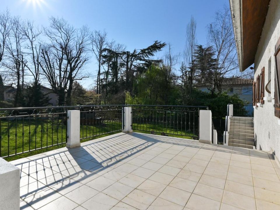 Villa i Charbonnières-les-Bains, Rhone - foto 2