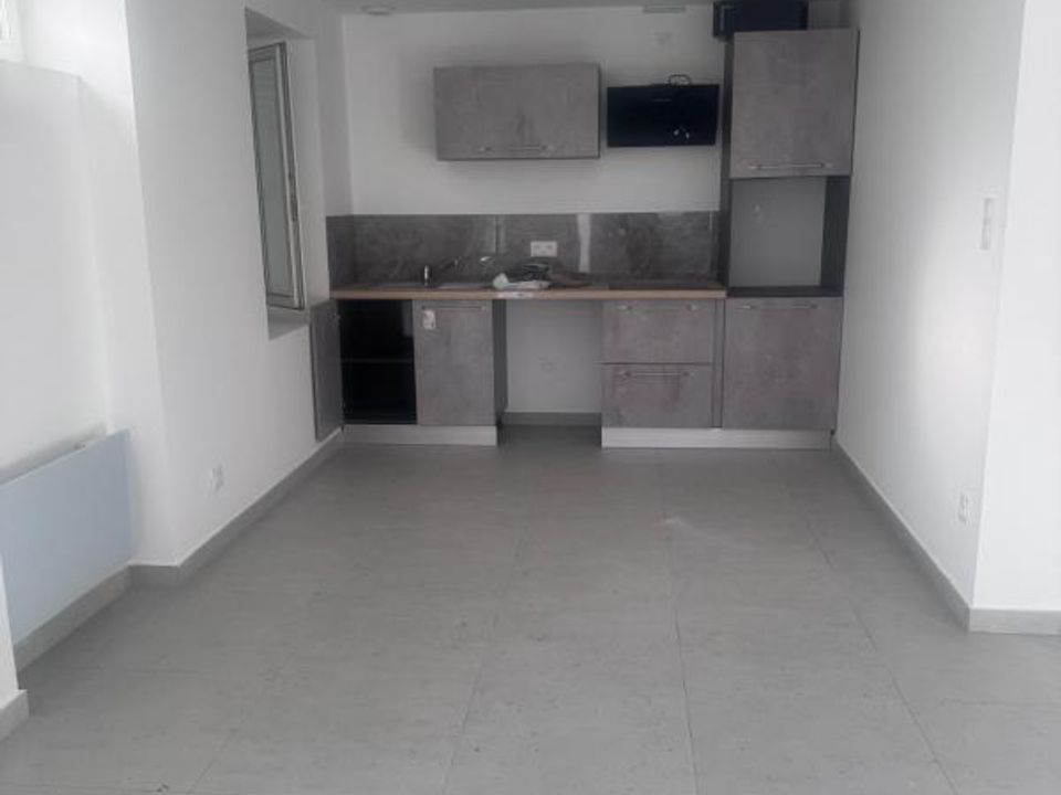 Apartamento en Le Chambon-Feugerolles, Loire - foto 1