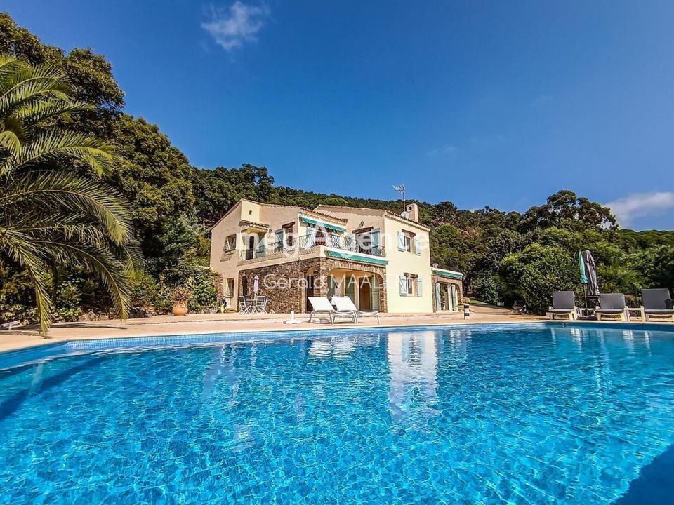 Villa i Cavalaire-sur-Mer, Var - foto 1