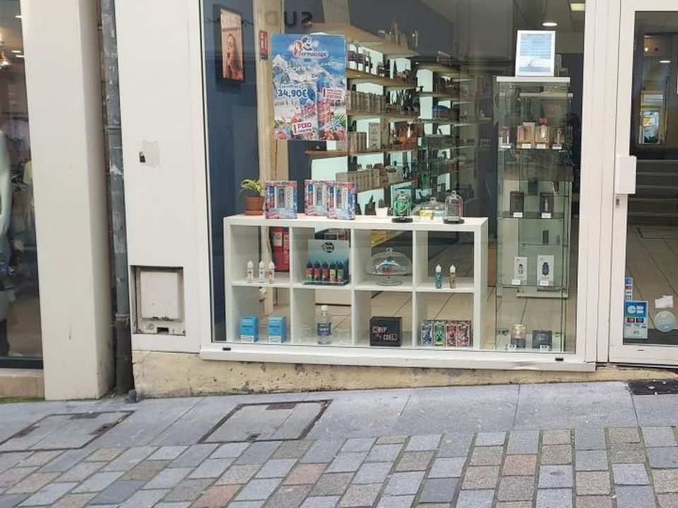 Erhvervsejendom i Limoges, Haute-Vienne - foto 1