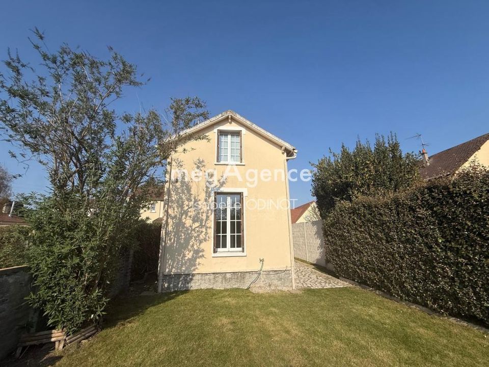Villa i Mantes-la-Ville, Yvelines - foto 1
