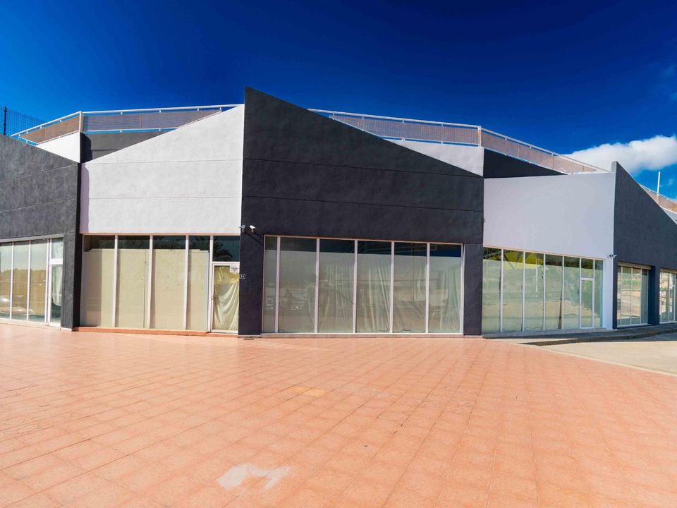 Erhvervsejendom i La Nucia, Alicante - foto 1