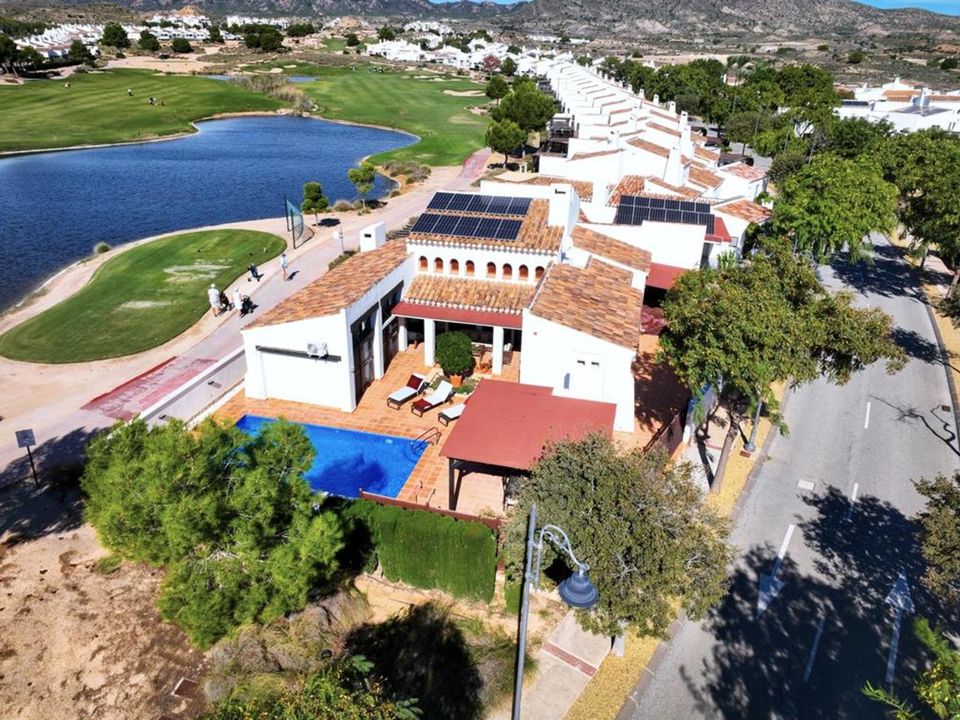 Villa i El Valle Golf Resort, Murcia - foto 1