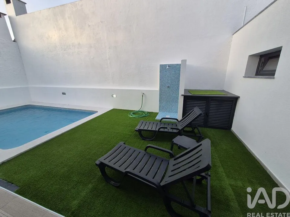 Byhus i Almada, Setubal - foto 2
