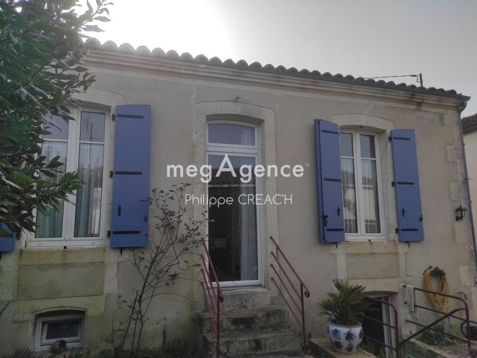 Villa i Saint-Jean-d'Angely, Charente-Maritime - foto 1