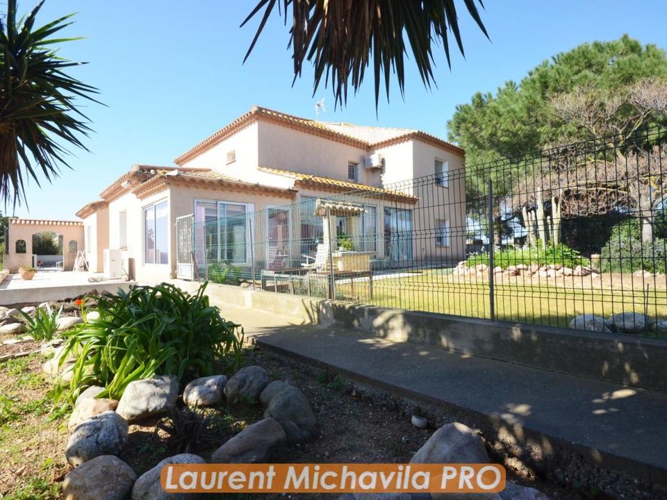 Villa i Villeneuve-les-Beziers, Herault - foto 1