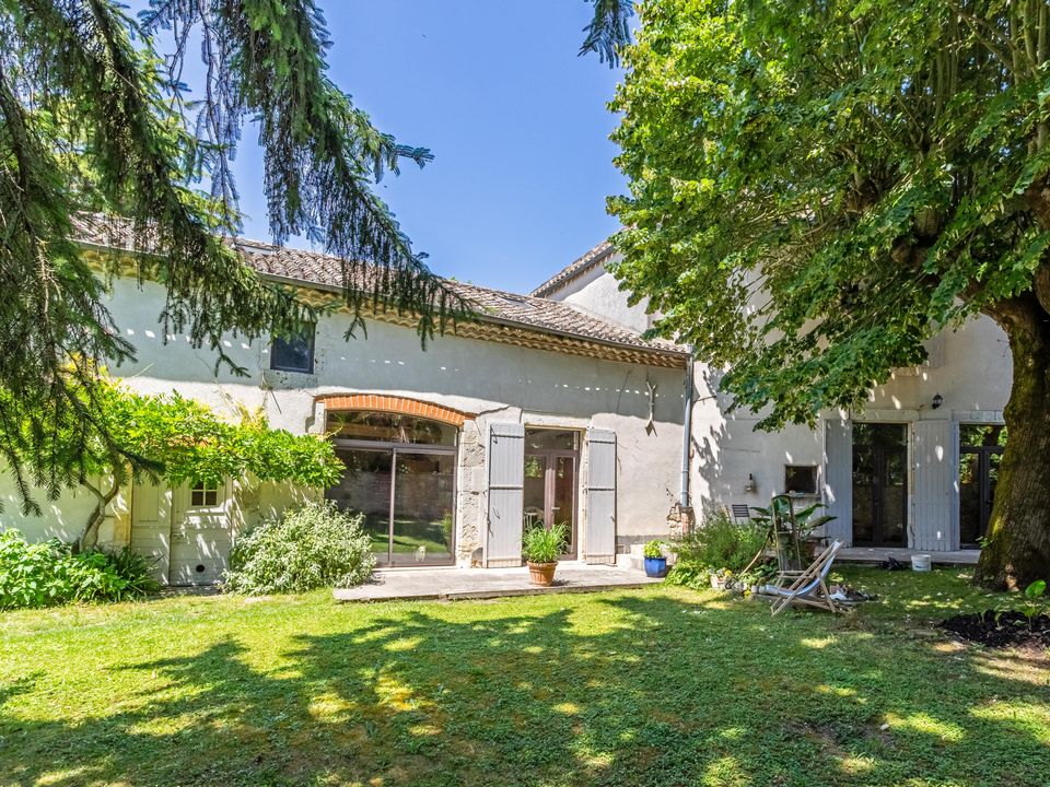 Villa en Bourg-De-Visa, Tarn-et-Garonne - foto 1