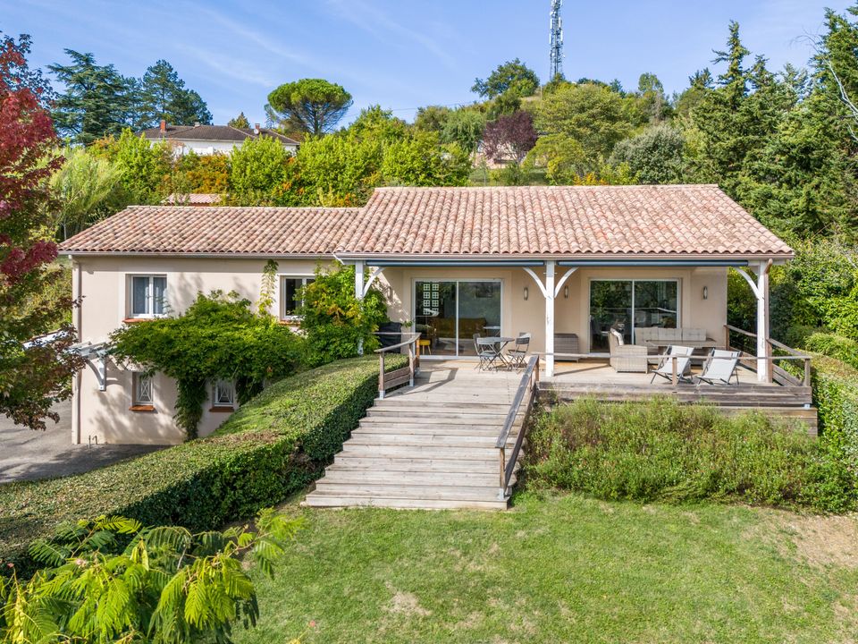 Villa i Monflanquin, Lot-et-Garonne - foto 1
