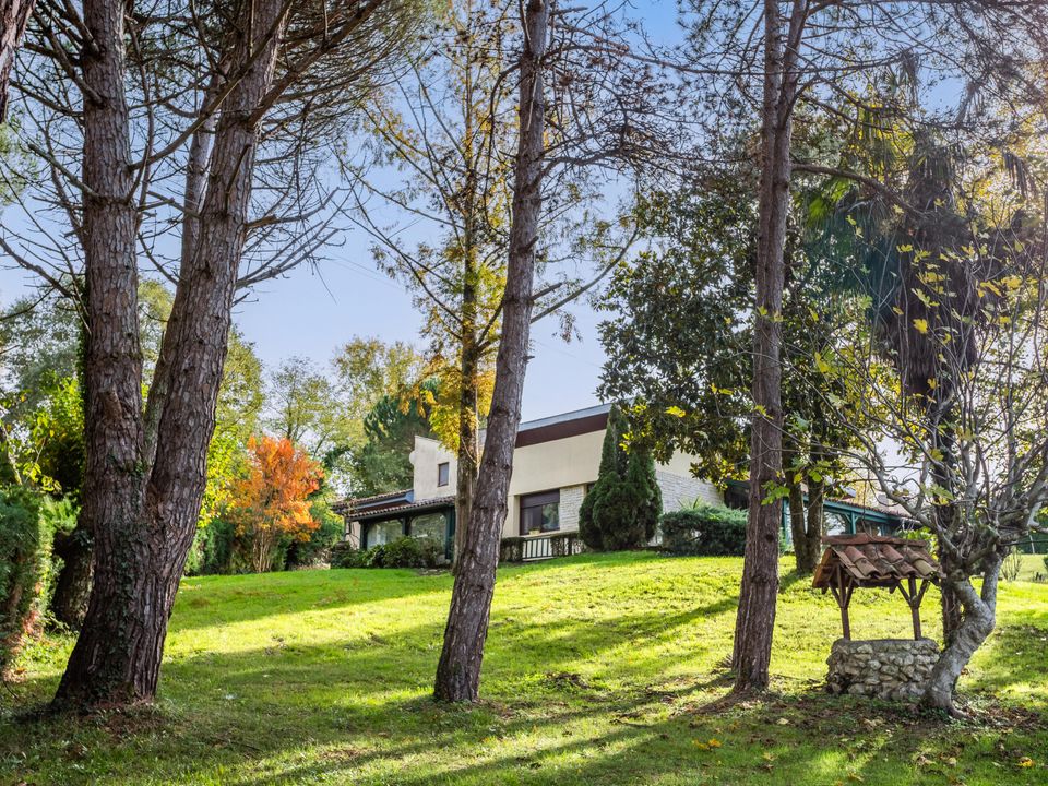 Villa i Villeneuve-sur-Lot, Lot-et-Garonne - foto 1