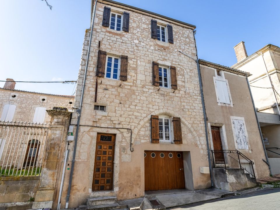 Villa in Monflanquin, Lot-et-Garonne - foto 1