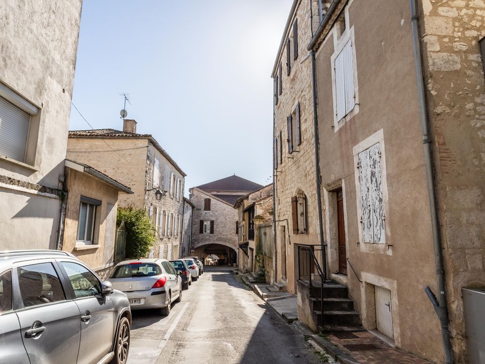 Villa in Monflanquin, Lot-et-Garonne - foto 2