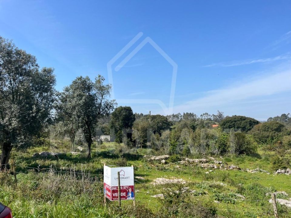 Helårsgrund i Turquel, Leiria - foto 1