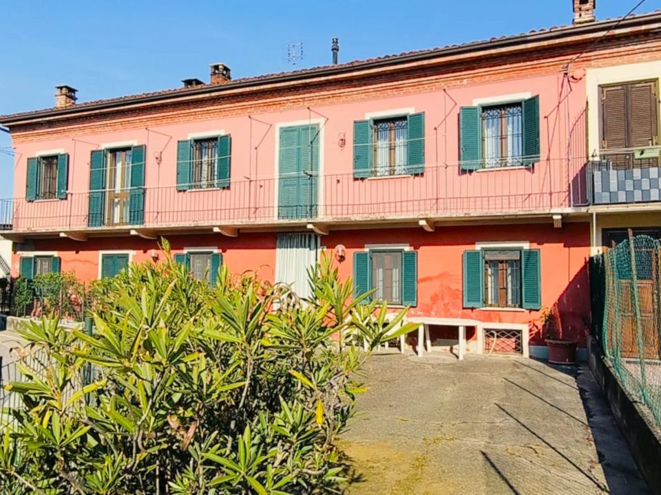 Villa i Monta, Cuneo - bilde 1