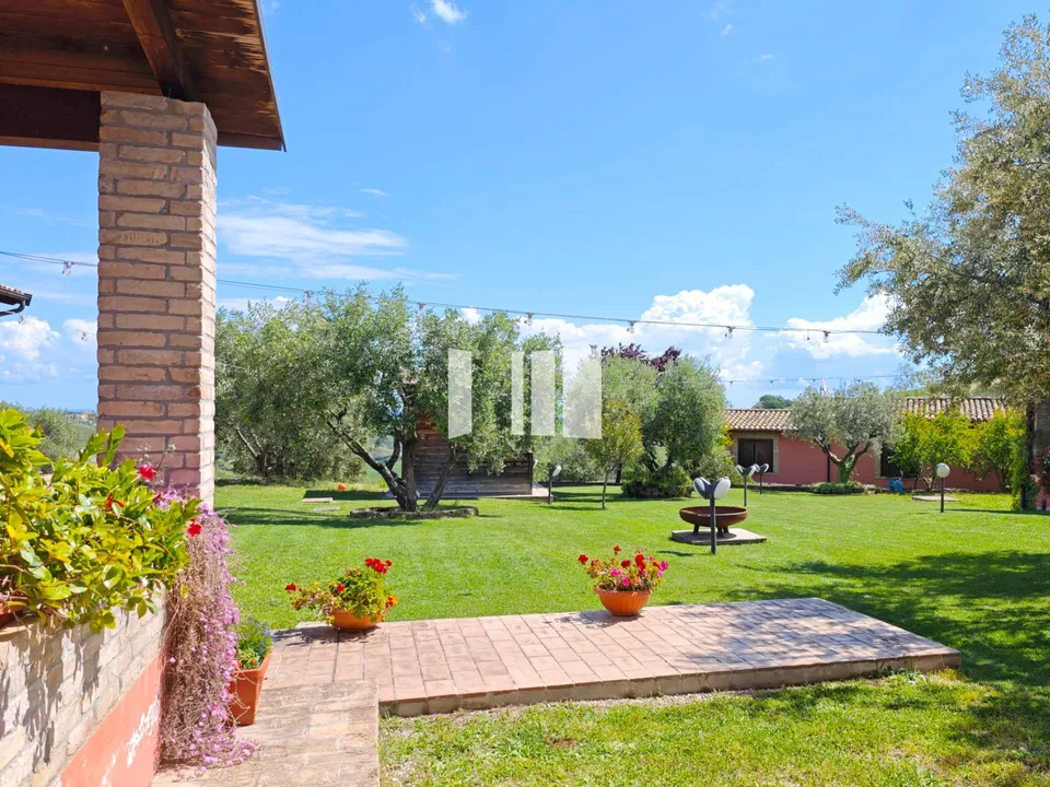 Villa i Roseto degli Abruzzi, Teramo - foto 2
