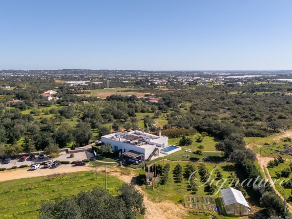 Erhvervsejendom i Santa Barbara de Nexe, Faro - foto 3