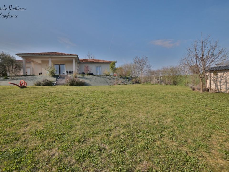 Villa i Saint-Andre-D'Huiriat, Ain - foto 1