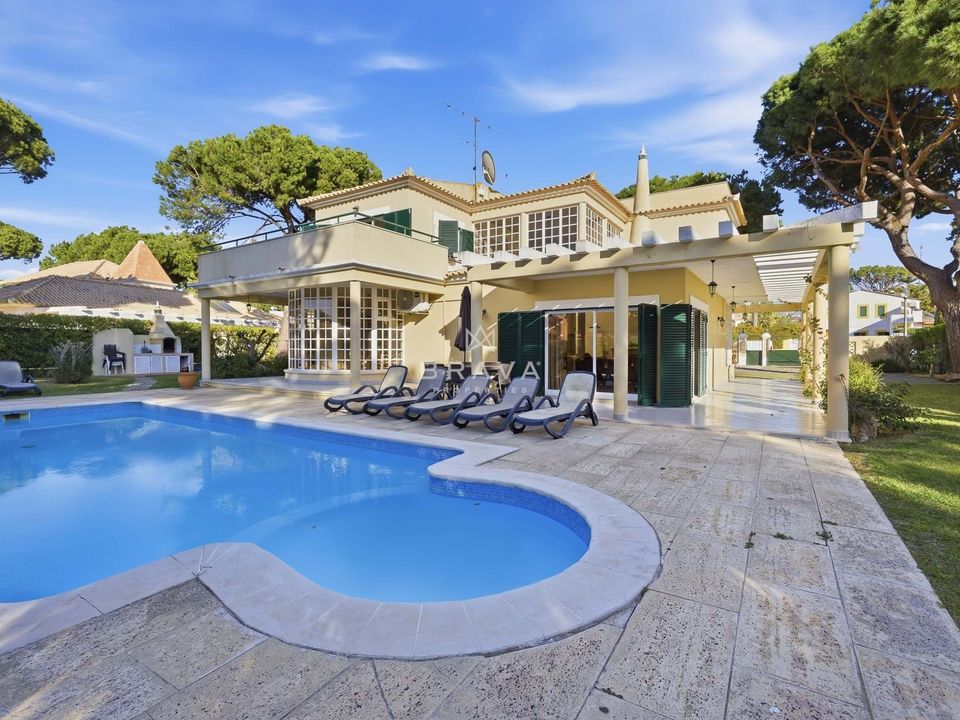 Villa i Quarteira, Faro - foto 1