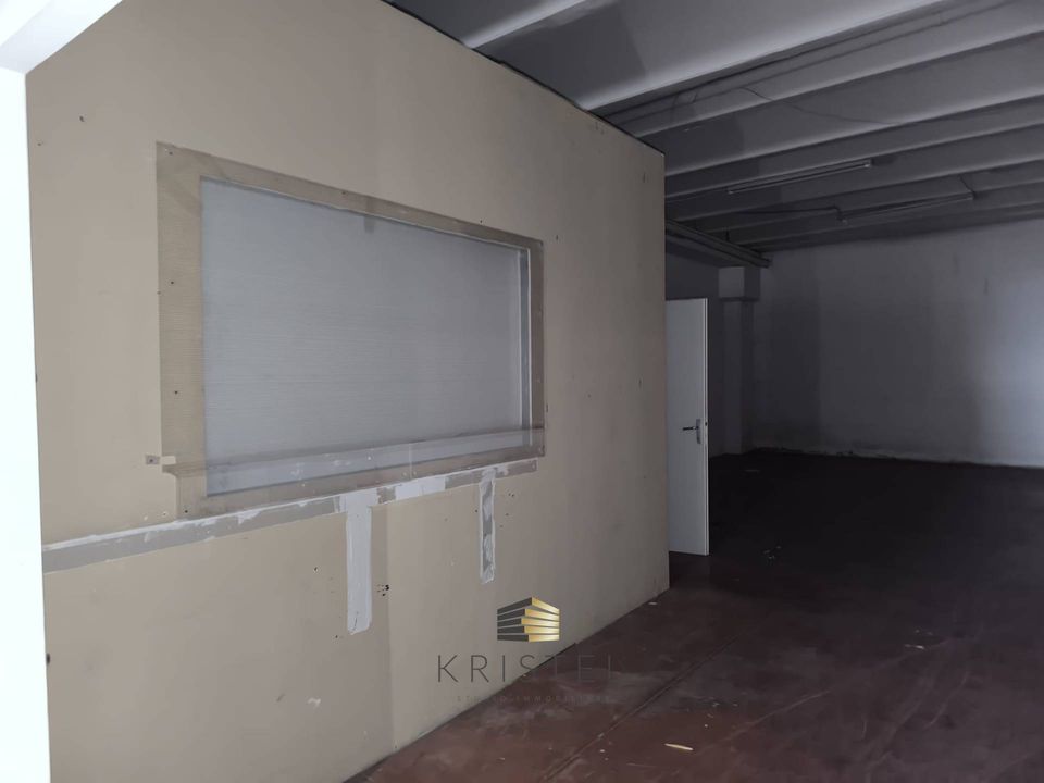 L'establiment comercial a Spoltore, Pescara - foto 3