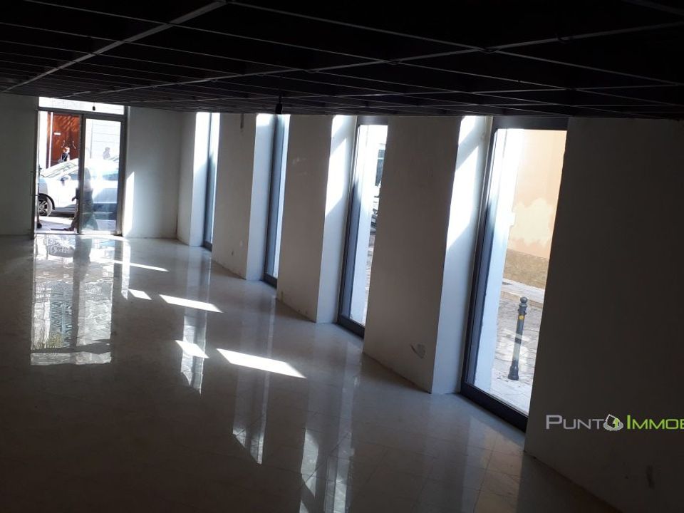 Commercial property in Brindisi, Brindisi - photo 3