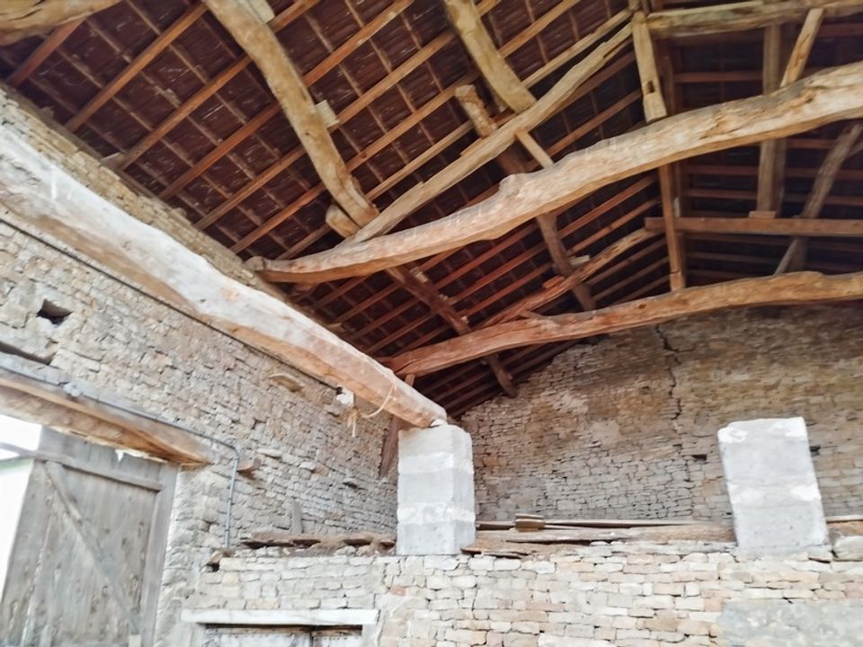 Gårdshus i Ozenay, Saone-et-Loire - bilde 2