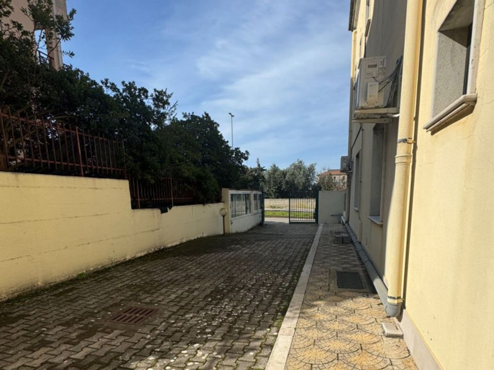 Erhvervsejendom i Sassari, Sassari - foto 2