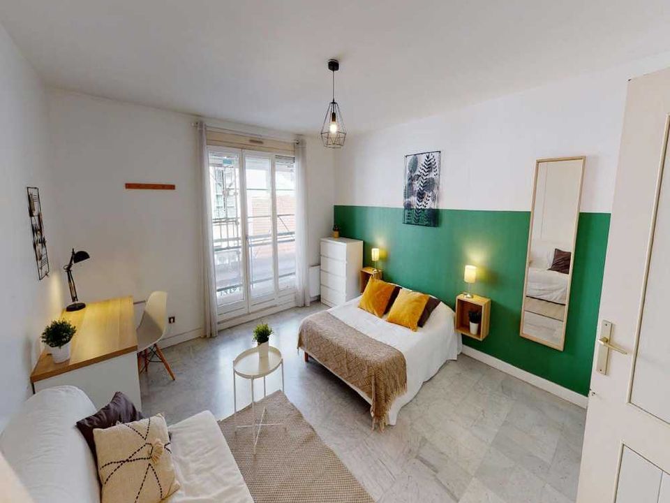 Apartment in Lyon, Rhone - photo 4