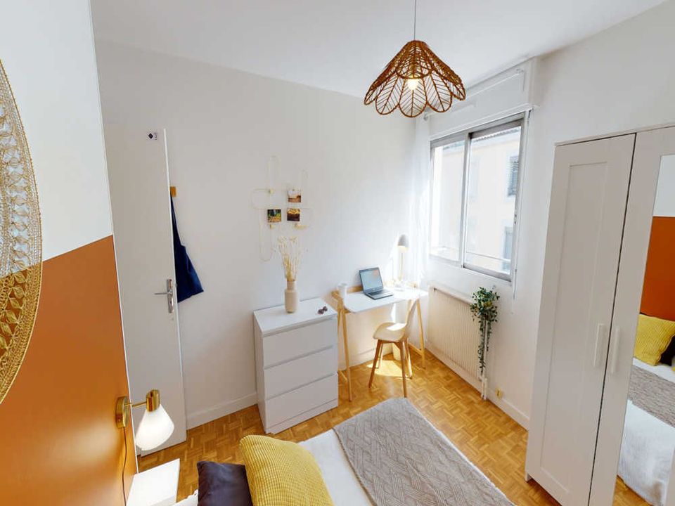 Apartment in Lyon, Rhone - photo 1