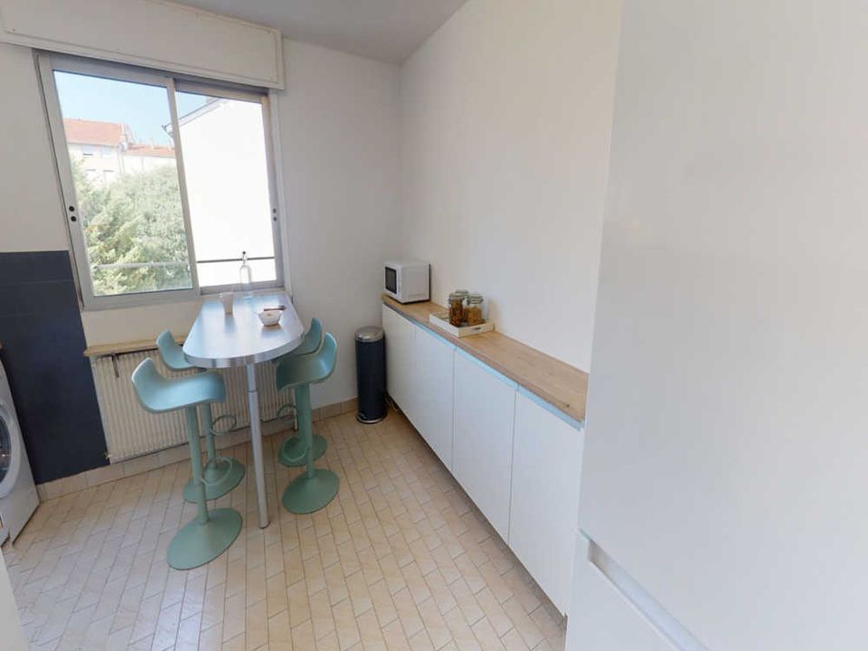 Apartment in Lyon, Rhone - photo 5