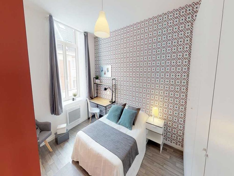 Apartment in Lille, Nord - photo 1