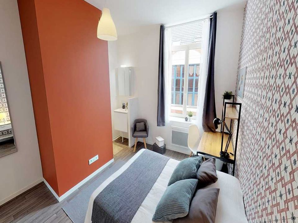 Apartment in Lille, Nord - photo 2