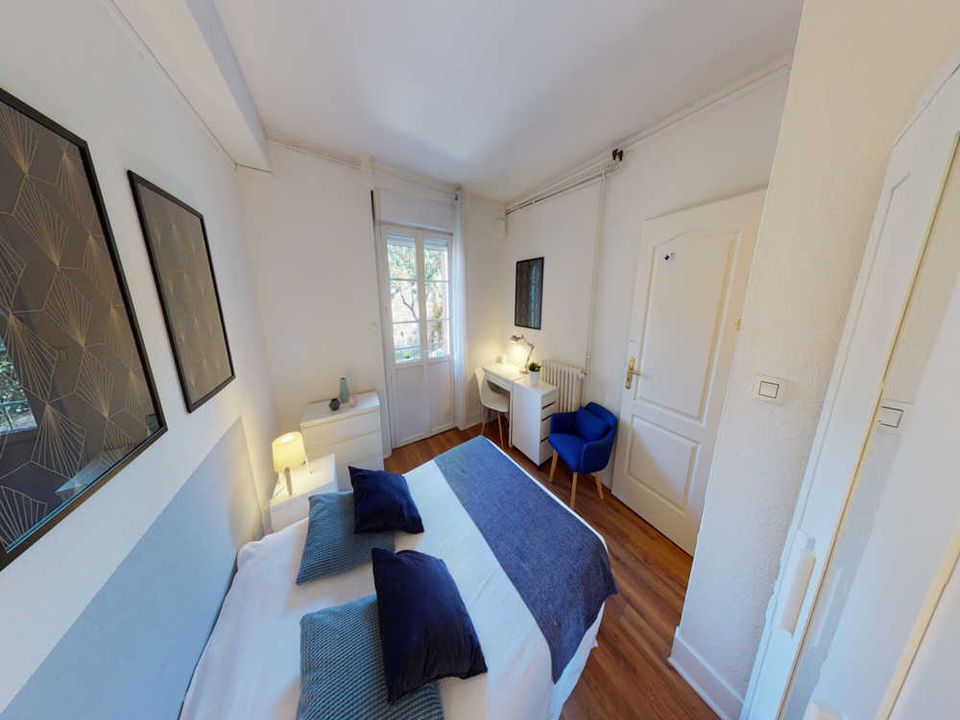 Apartment in Toulouse, Haute-Garonne - photo 2