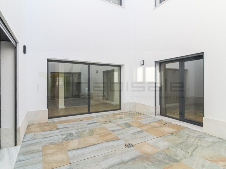 Rækkehus i Odivelas, Lisbon - foto 1