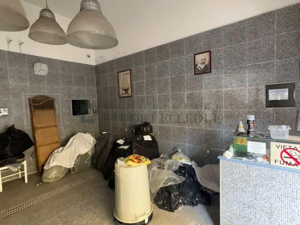 Erhvervsejendom i Bari, Bari - foto 5